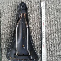 スポーツ車用サドル中古品の画像