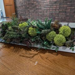 フェイクグリーン　ウォールグリーン　多肉植物アレンジメント