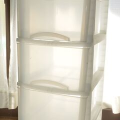整理用プラスチックケース５段・３段二つまとめて取りに来られる方の画像