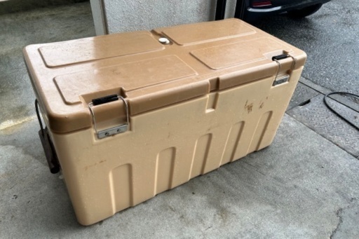 美品　大型クーラーボックス