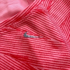 ナイキ　シャツの画像