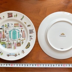 【受け渡し予定者決定済】TIFFANY&Co.プレート他、ディズニーコップなど　食器セット　の画像