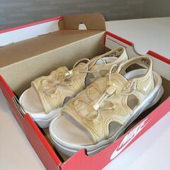 【値下げ】ナイキ エア マックス ココ　ウィメンズサンダル (23cm)の画像