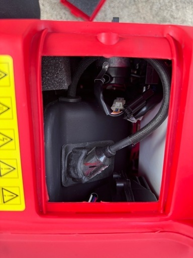 美品 グローイング インバーター発電機 XG-SF2000　100V 2.0kW 20A 50/60Hz　現状