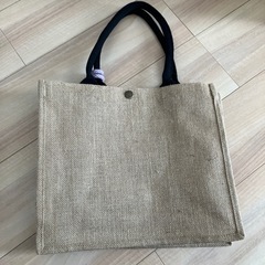 ジュートバッグの画像