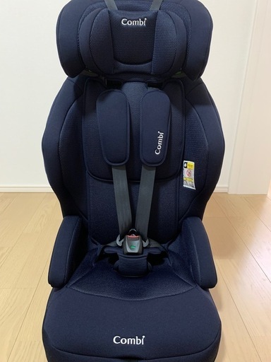 【美品】チャイルドシート Combi