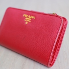 プラダ　サファイアーノ　二つ折り財布の画像