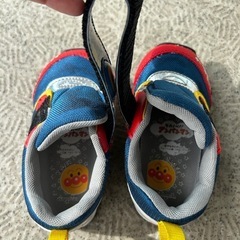 【値下げ】アンパンマン　キッズスニーカー　14.0cm ブルー　青　 かわいい　靴　子ども靴　シューズ　ネイビーの画像