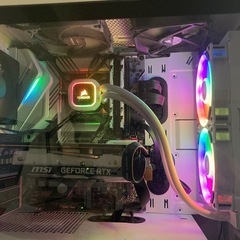ゲーミングパソコン、モニター付きの画像