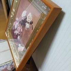 豪華な額入りバラの花絵　木製額の画像
