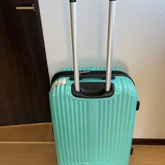 スーツケースの画像