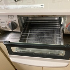 購入者決まりました。ありがとうございました。白のガスコンロ