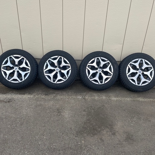 スバル純正ホイール　スタッドレスはおまけ