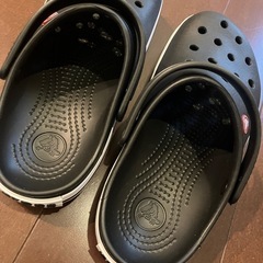 クロックス23cmの画像