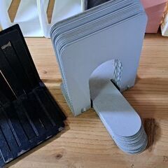 いろいろブックエンドの画像