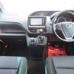 トヨタ　ノア　Ｓｉ★1年保証★ロードサービス付　７人乗り　純正ＳＤナビ　地デジ　バックカメラ　Ｂｌｕｅｔｏｏｔｈ　左側パワースライドドア　ビルトインＥＴＣ　スマートキー　アイドリングストップ　オートライト　ＬＥＤヘッドライト　純正１６ＡＷの画像