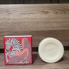 【未使用品】②HERMES  エルメス石鹸100g×1(赤い小箱+石鹸)の画像