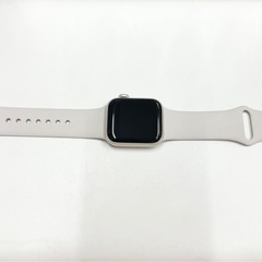 【充電最大容量100%　美品】AppleWatch SE　第二世代 40mm ALUMINIUM GPS A2722　ベルト付き　GM171の画像