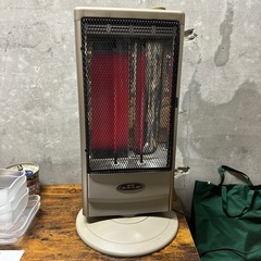 SANYO 遠赤外線ストーブ　RX-10A ヒーター　暖房　ストーブ