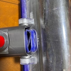 Dyson ダイソン v8 fluffy+の画像