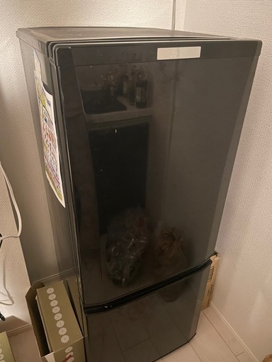 1人暮らし用冷蔵庫と5kg洗濯機