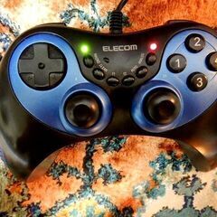  ★ELECOM jc-u2812fbu USBゲームコントローラー エレコム 12ボタン 中古品の画像