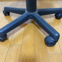 ※お譲り先決定　事務用回転椅子の画像