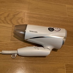 【新品1年使用】ドライヤー