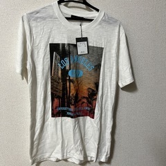 白いTシャツ