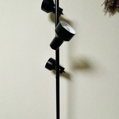 スタンドライト 黒 間接照明 フロアライト LED 電球対応 ア...