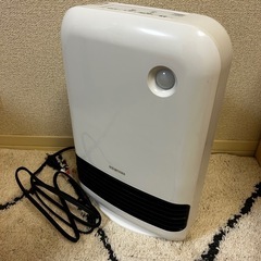 また値下げしました！！○2023年製美品✨○大風量セラミックファ...