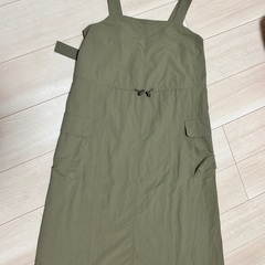 ジャンパースカート　GU