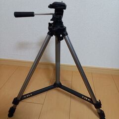 値下げします【中古】カメラ三脚