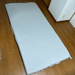 （交渉中）低反発敷布団　マットレス　新品未使用の画像