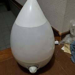 お話し中加湿器。もらって下さい