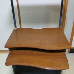パソコンデスク　無料 ! !