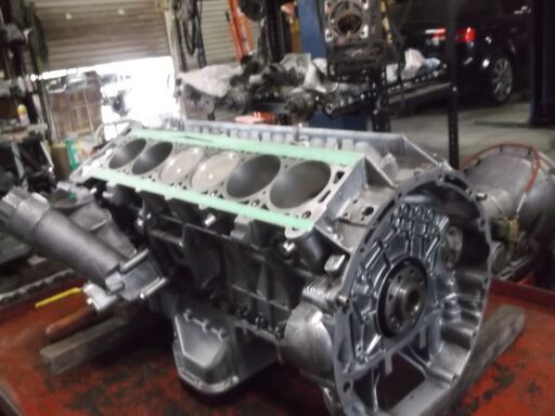 メルセデス―ベンツ120-V12リビルトエンジン販売