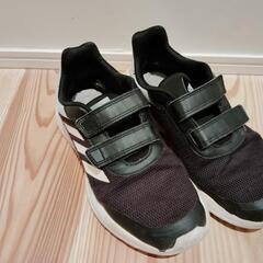 4足セット！22〜23.5cm　adidasスニーカー　紐スニーカー　サンダルの画像