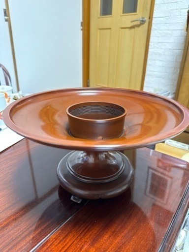 花器　金属