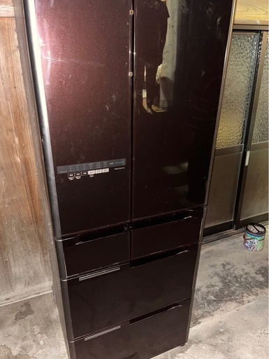 購入取引中日立　2012年製　565L 大型冷蔵庫