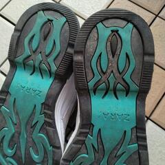 スニーカーZARAの画像