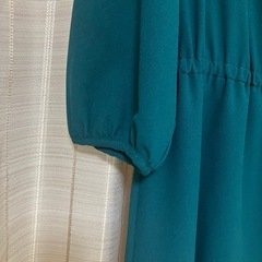 【お話中】NATURAL BEAUTY BASICのワンピースの画像