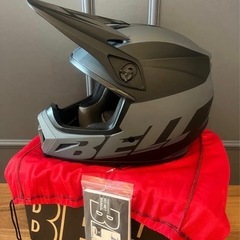 BELL  オフロードヘルメット　バイク　開封未使用品の画像