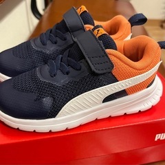 美品　PUMA キッズ　スニーカー　16cm 　