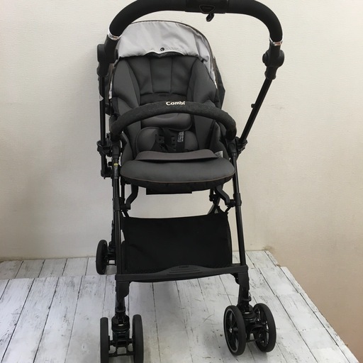 コンビ スゴカルα 4キャス compact エッグショック HT 2019年製