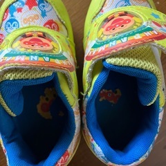 子供靴の画像