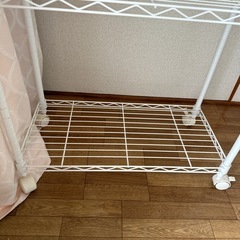 4段棚の画像