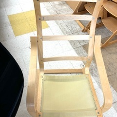 桐生店【現状品】j9-49 IKEA イケア アームチェア 椅子 黒 木の画像