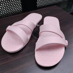 新品未使用 S
