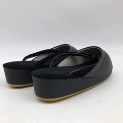 ss6773　 防寒草履 黒 23cm 冬草履 ぞうり 雨 雪 冬用 つま先カバー ブラック フォーマル 和服 着物 和装小物 防寒草履 中古の画像